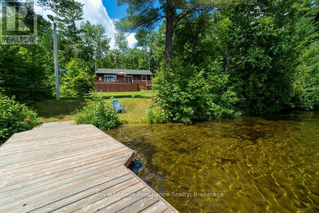 518 WATER ACCESS MAZINAW LAKE - 44