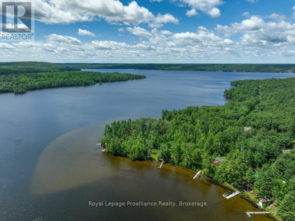 518 WATER ACCESS MAZINAW LAKE - 48
