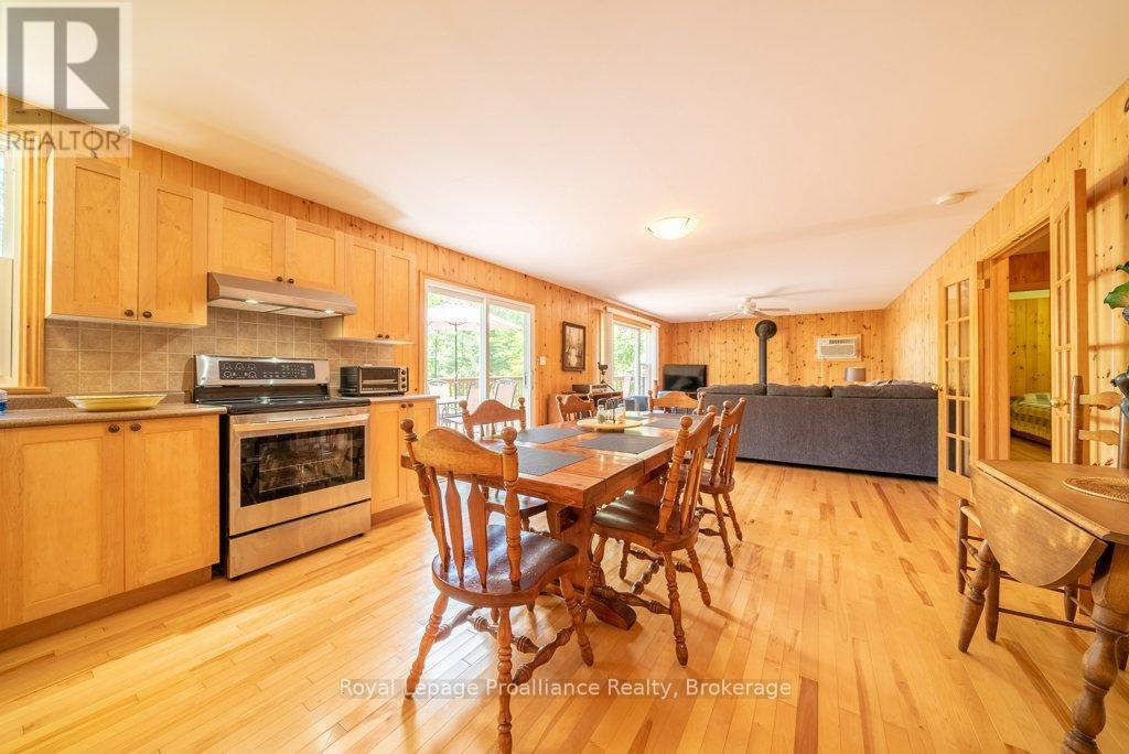 518 WATER ACCESS MAZINAW LAKE - 9