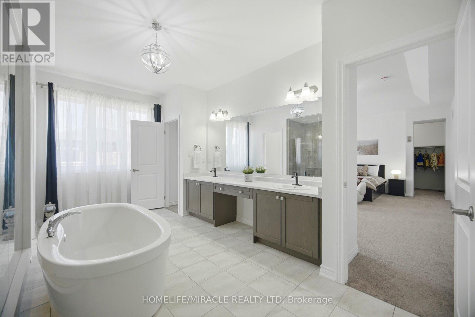 642 BARONS STREET - 21