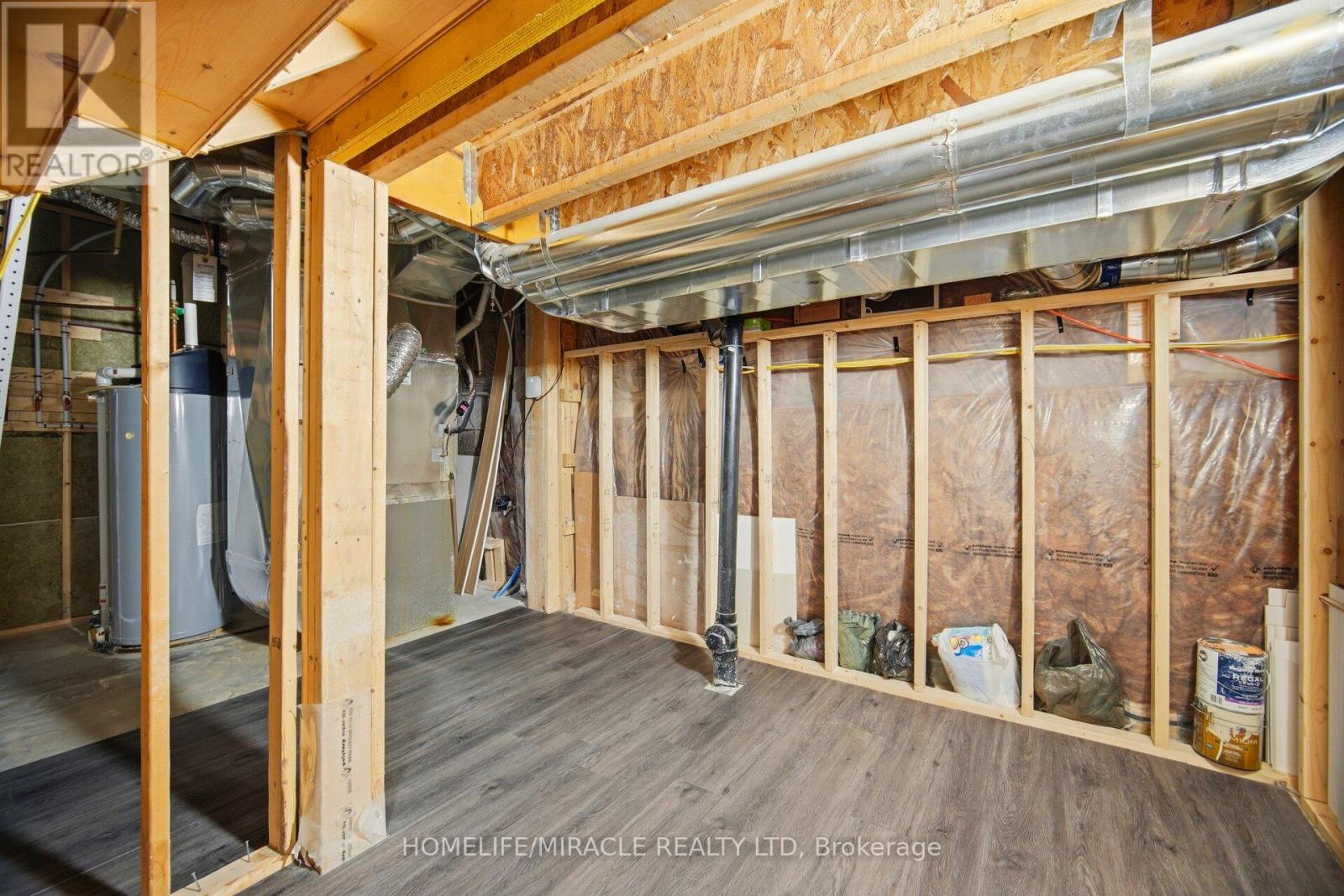 642 BARONS STREET - 48