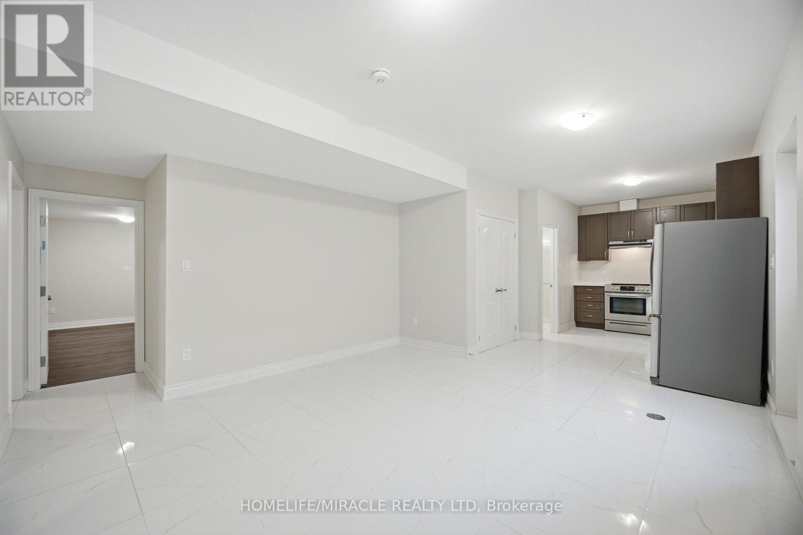 642 BARONS STREET - 40