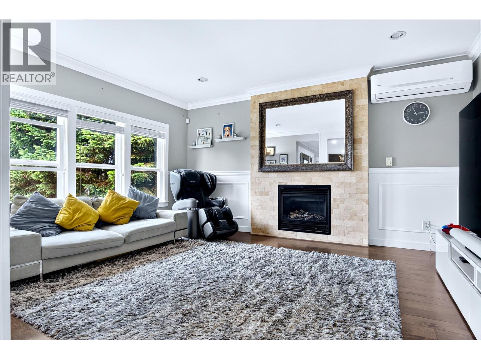 5 Bed, 4 Bath House for Sale in Coquitlam – 369 MUNDY STREET, Coquitlam – MLS# R3141518 - Image 11