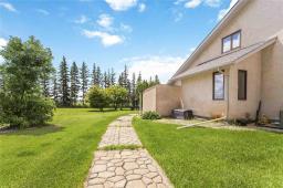3051 Henderson Highway, Birds Hill, MB R2E0H9 Photo 33
