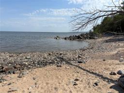 10 Hank's Cove, Victoria Beach, MB R0E2C0 Photo 12