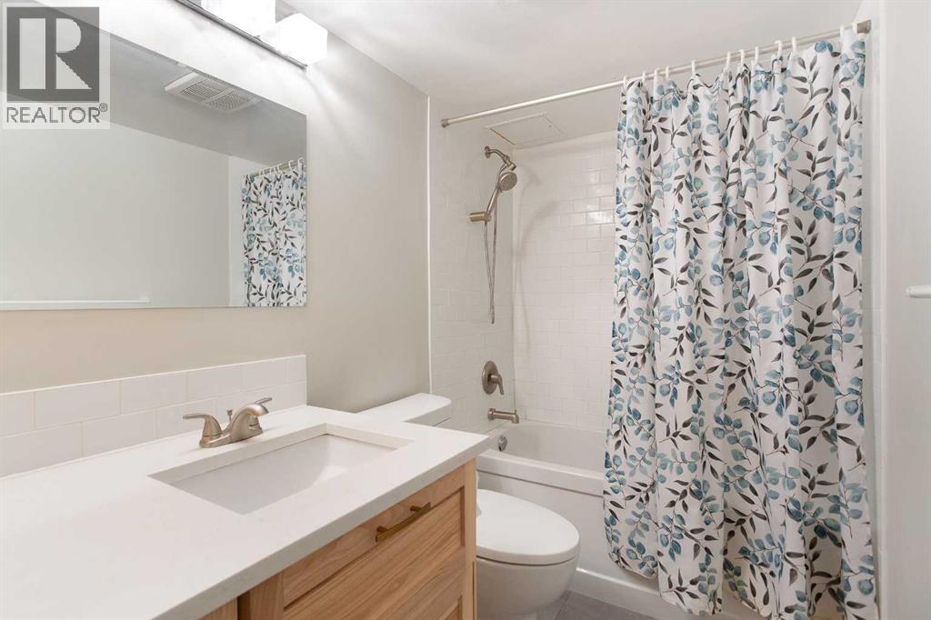#204 1033 15 Avenue SW - 24
