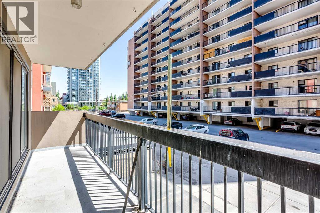 #204 1033 15 Avenue SW - 26