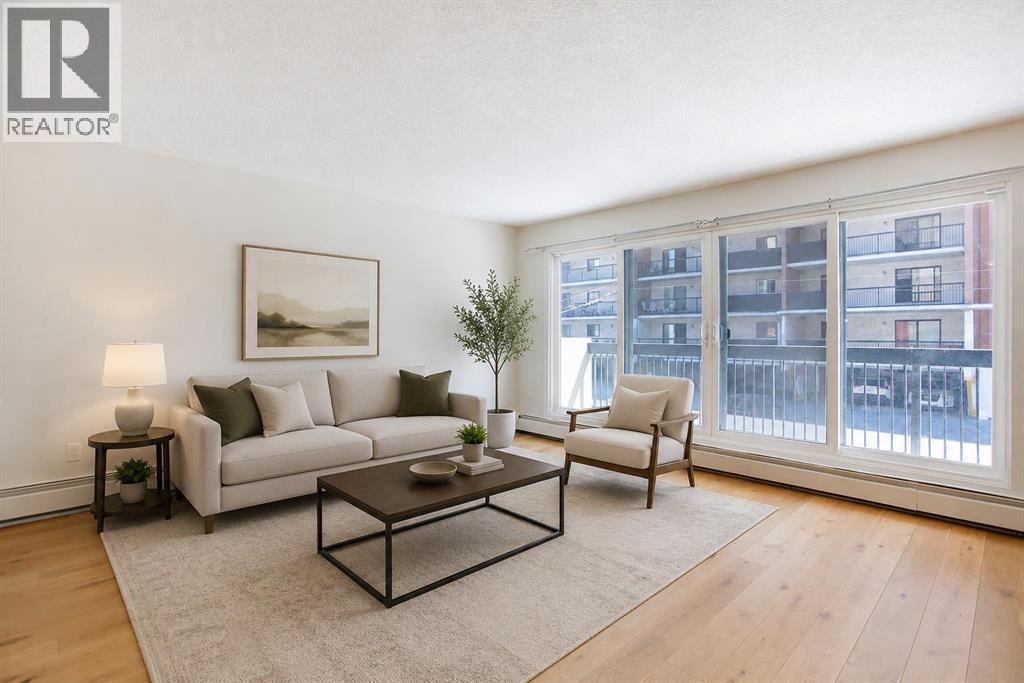 #204 1033 15 Avenue SW - 4