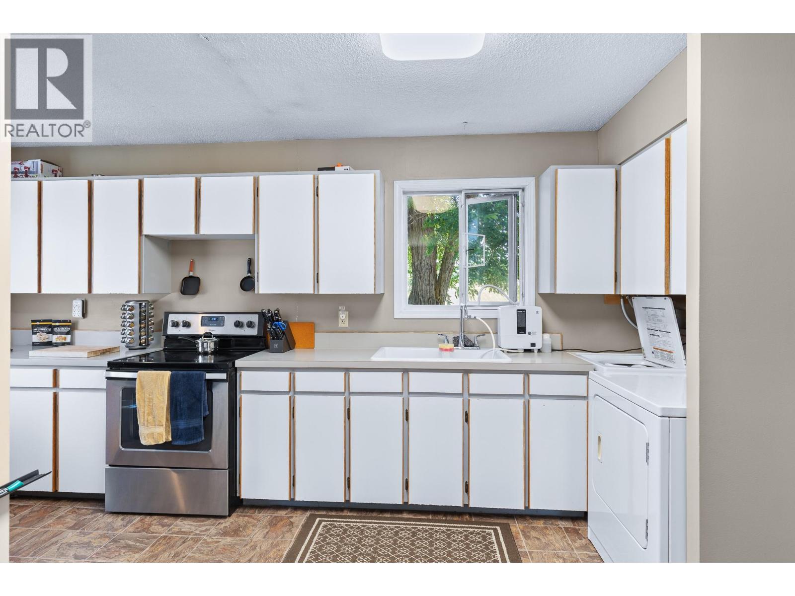 4420 Schubert Road - 14