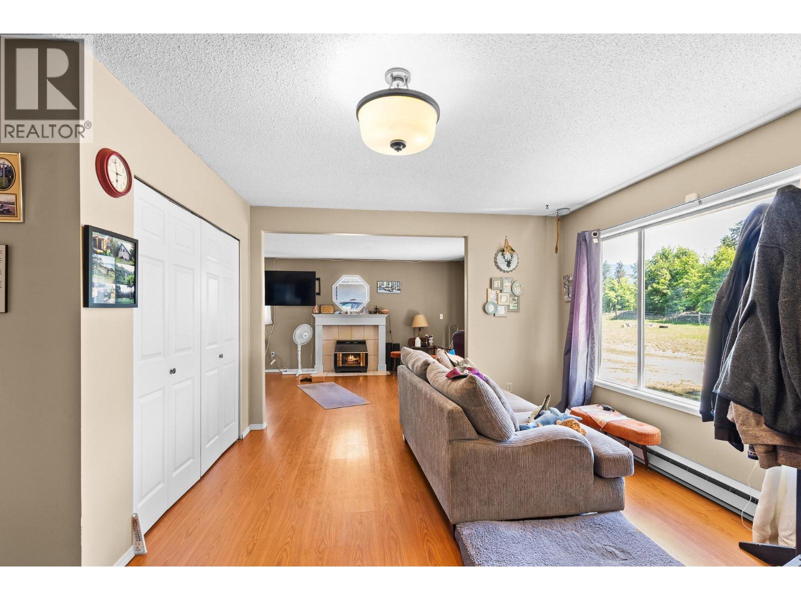 4420 Schubert Road - 28