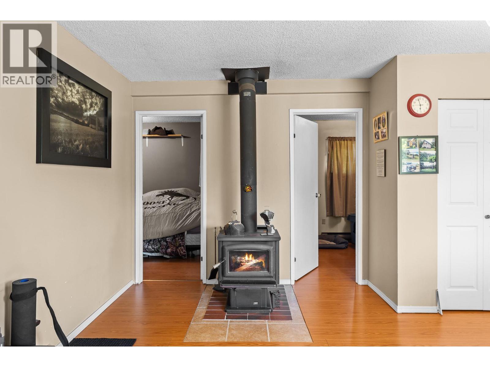 4420 Schubert Road - 30