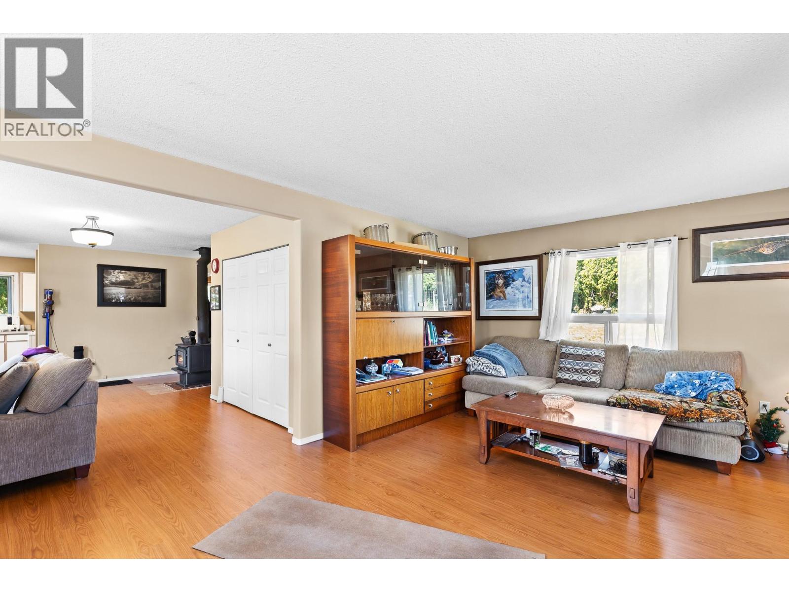 4420 Schubert Road - 35