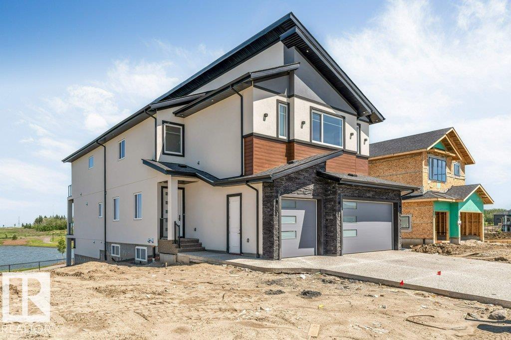 4904 17 AV SW - 2