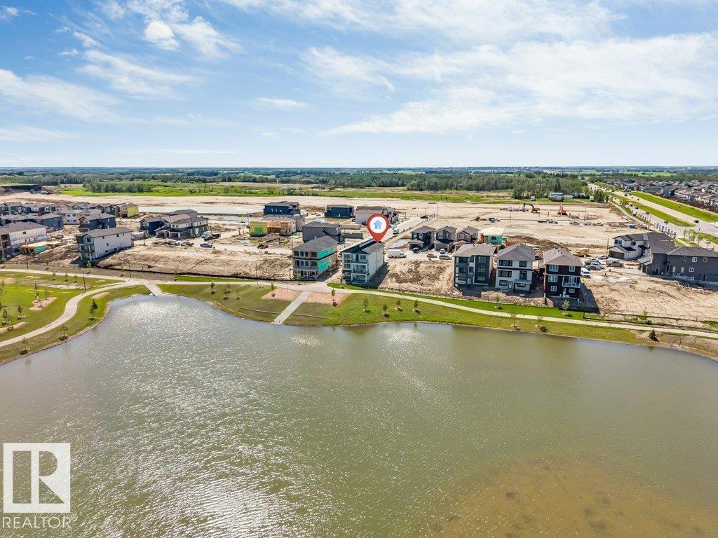 4904 17 AV SW - 4