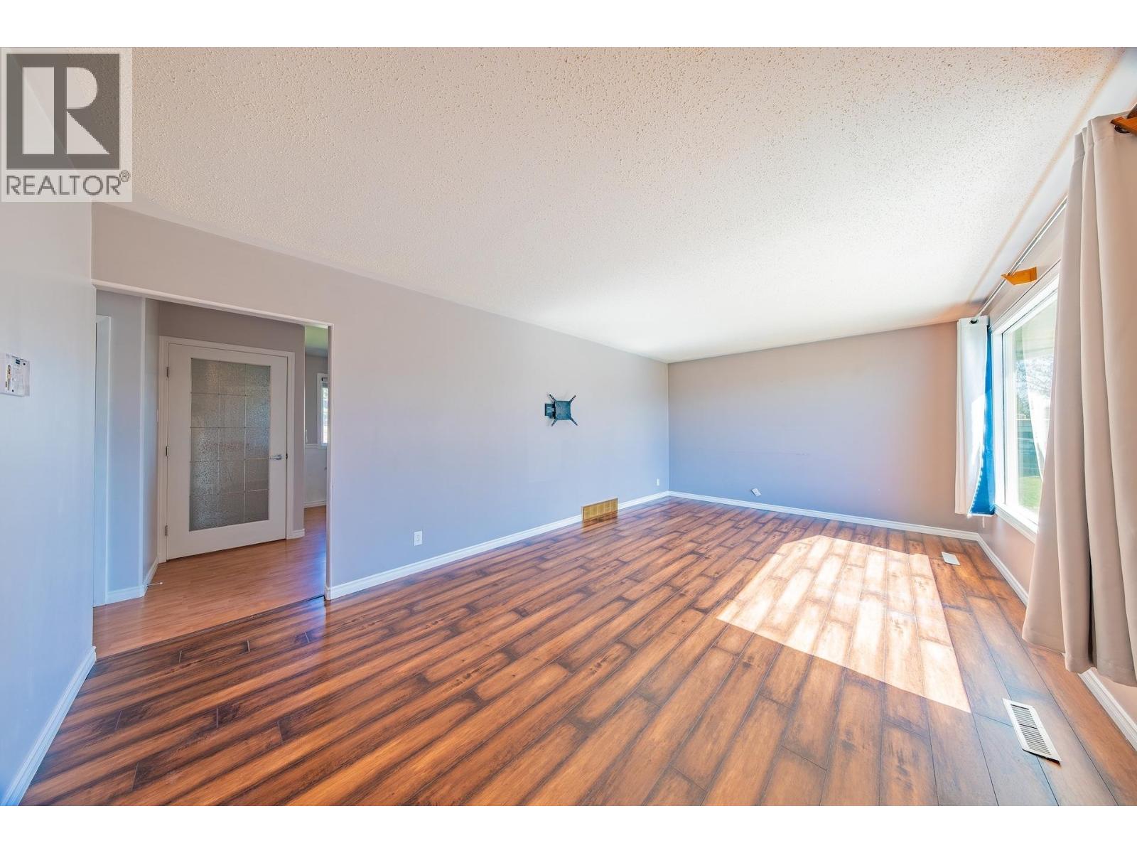 9720 103 AVENUE, Fort St. John