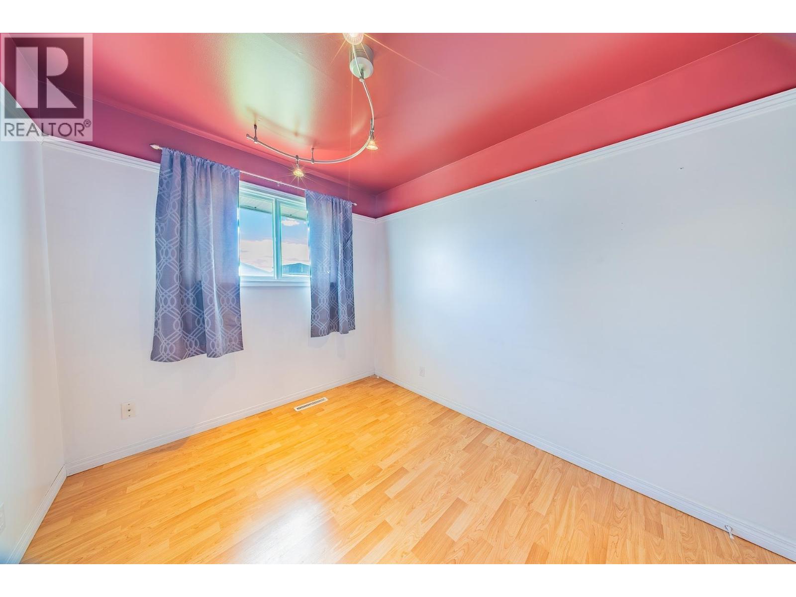 9720 103 AVENUE, Fort St. John