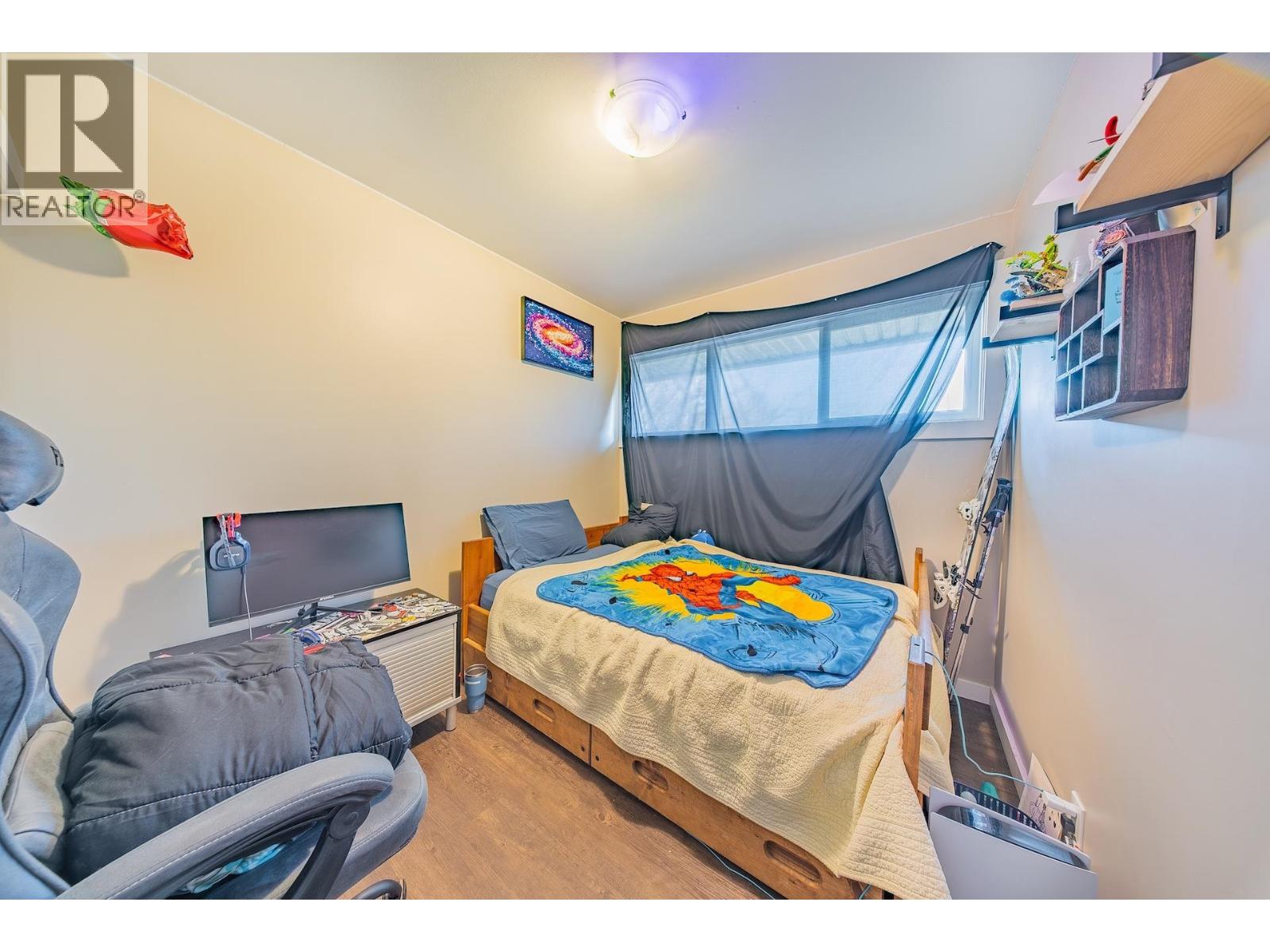 9708 104 AVENUE - 18