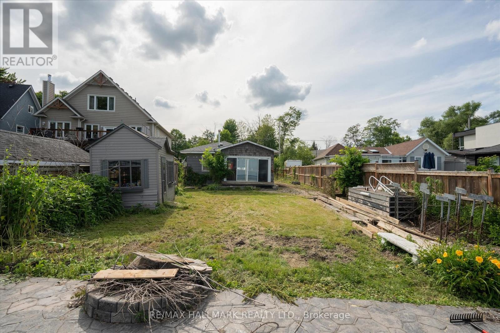 2329 CRYSTAL BEACH ROAD - 17
