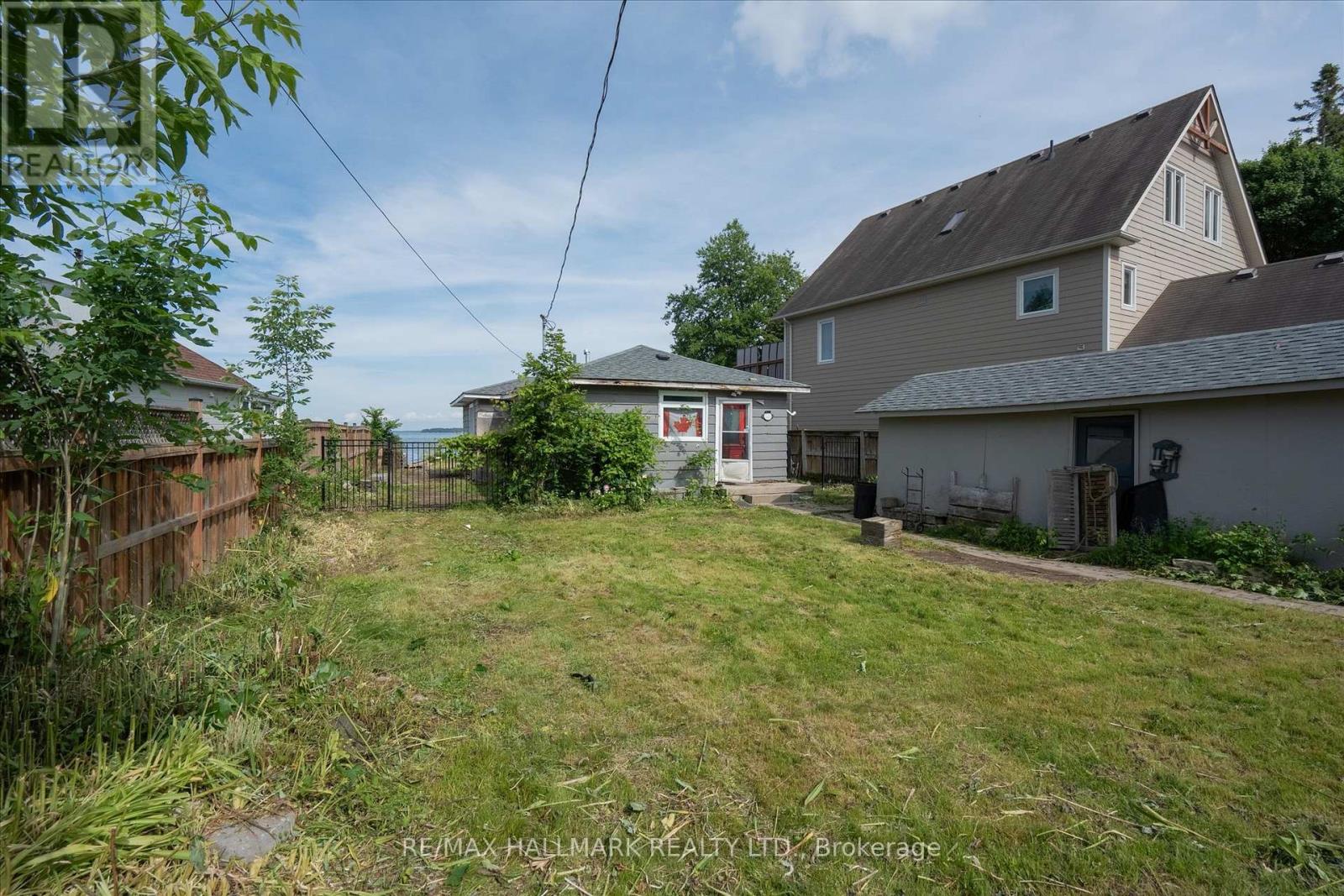 2329 CRYSTAL BEACH ROAD - 4