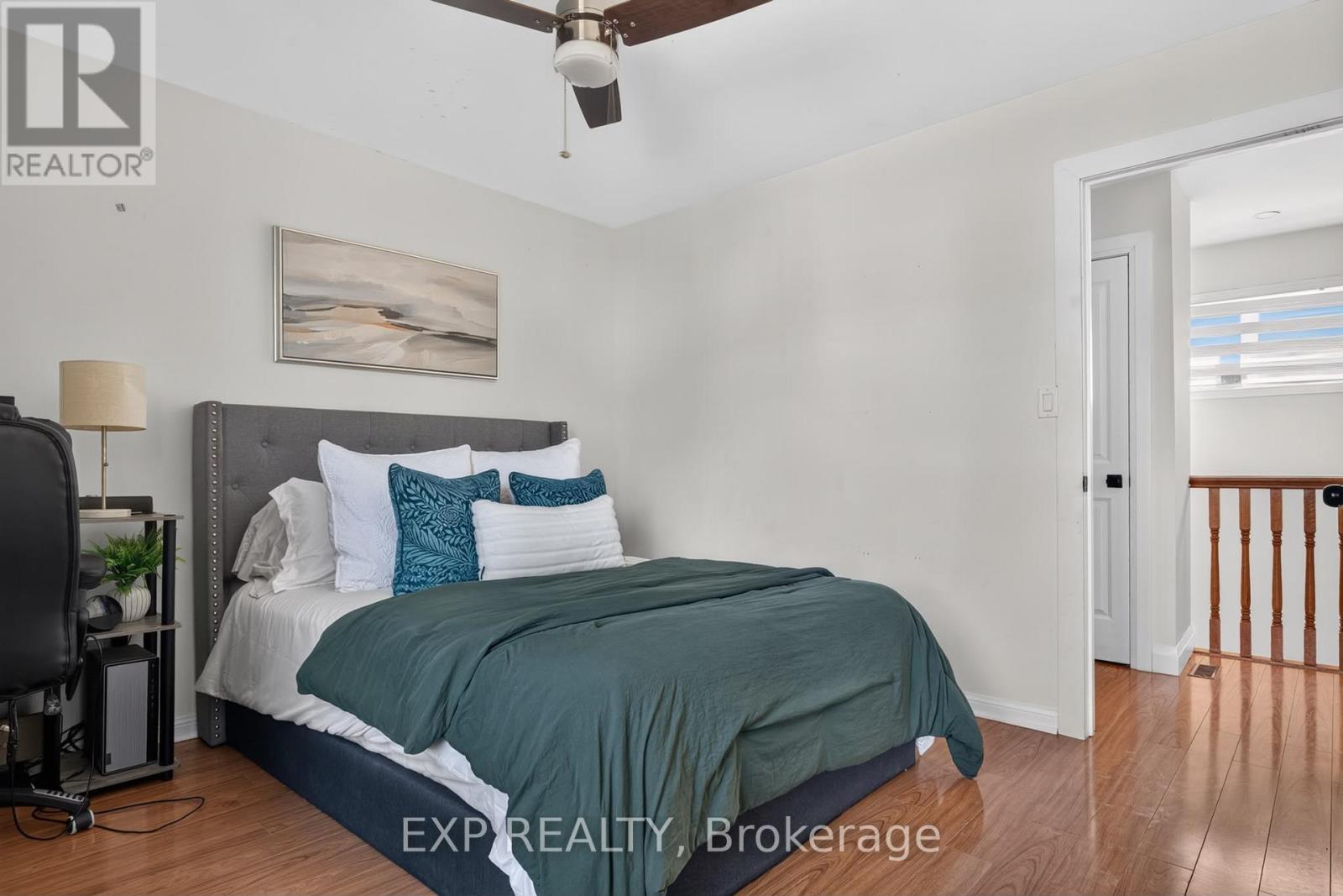 664 DOLBY CRESCENT - 22