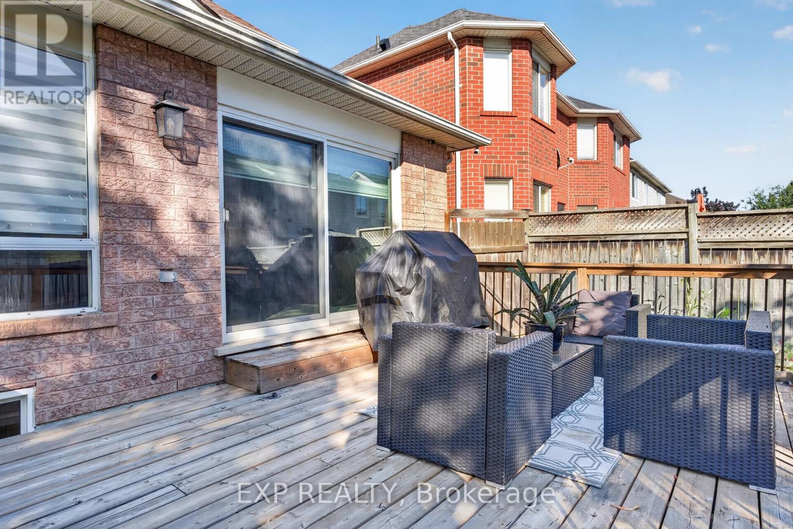 664 DOLBY CRESCENT - 28