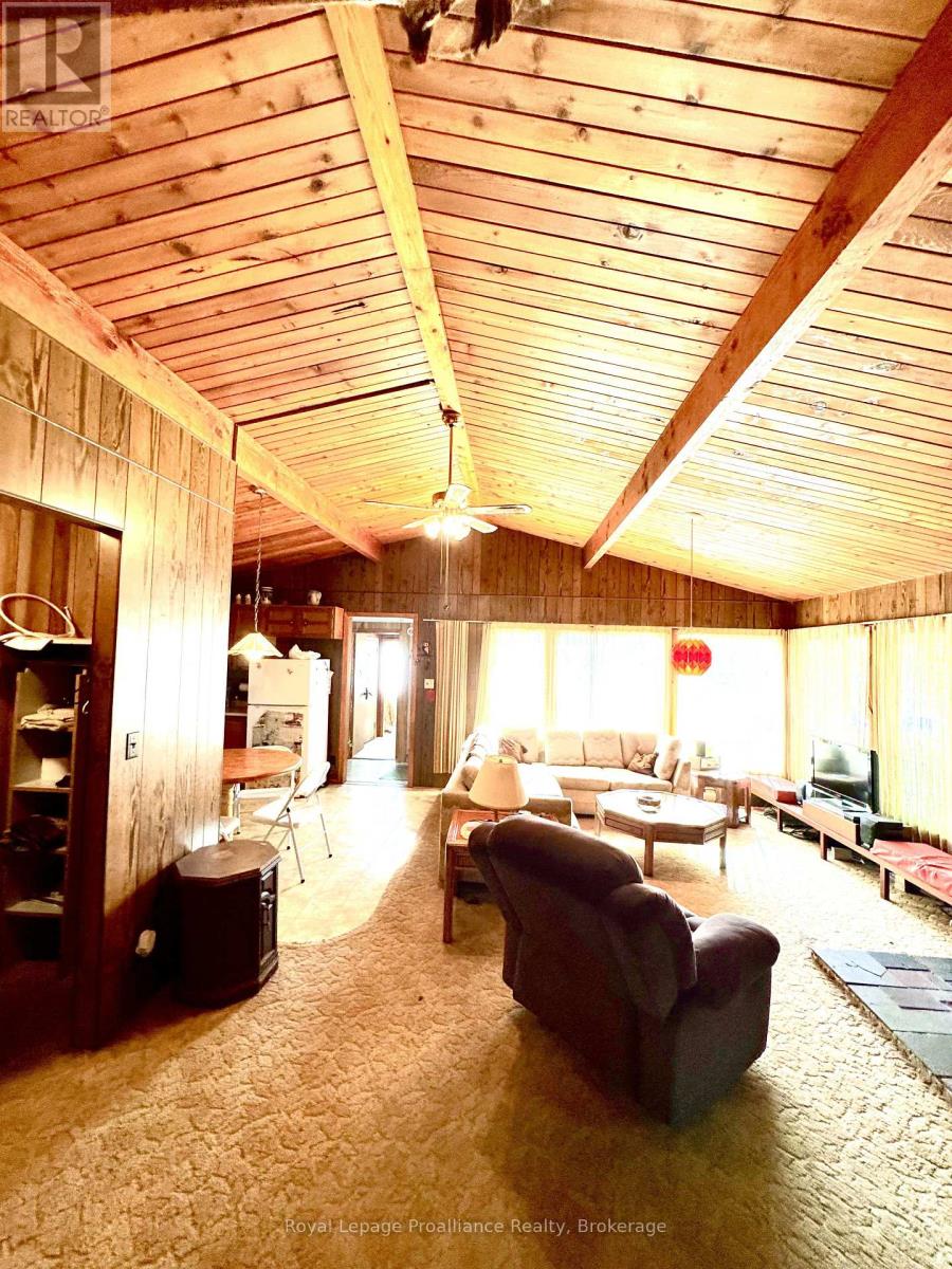 132 MCKINNON LANE - 13
