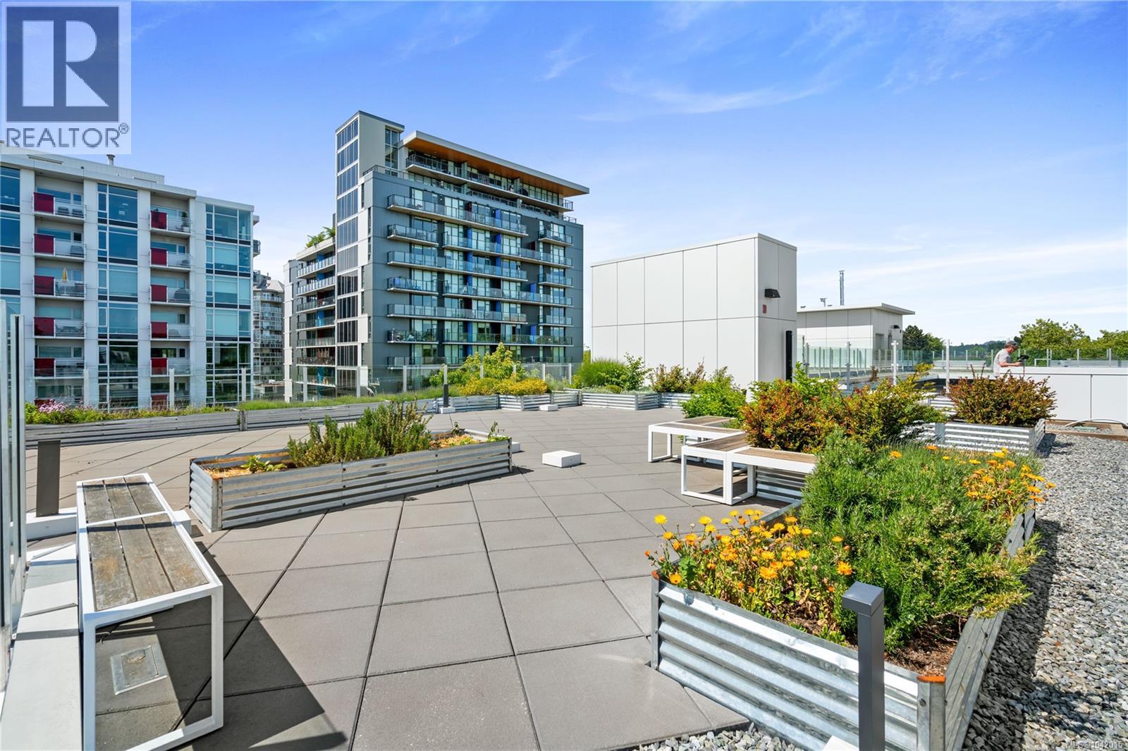 #S310 1411 Cook St - 48