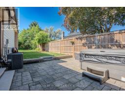 80 Chilton Drive, Hamilton, ON L8J1M4 Photo 34