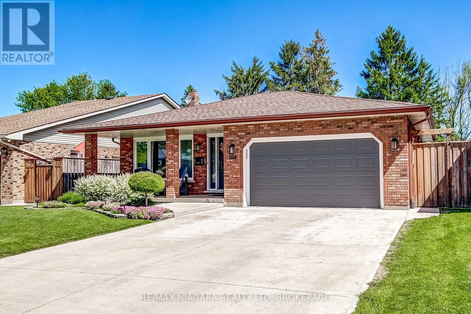 104 WHITEOAK CRESCENT - 3