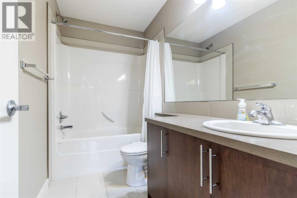 535 Redstone View NE - 21