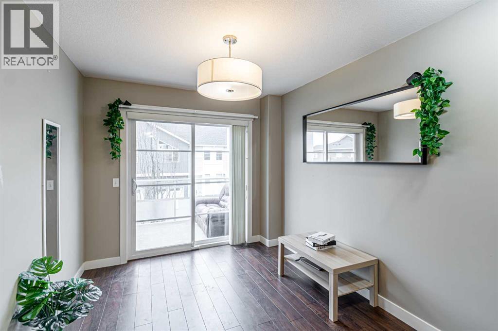535 Redstone View NE - 6