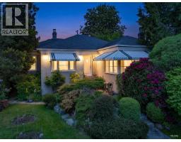 2245 W 22nd Avenue, Vancouver, BC V6L1L6 Photo 33