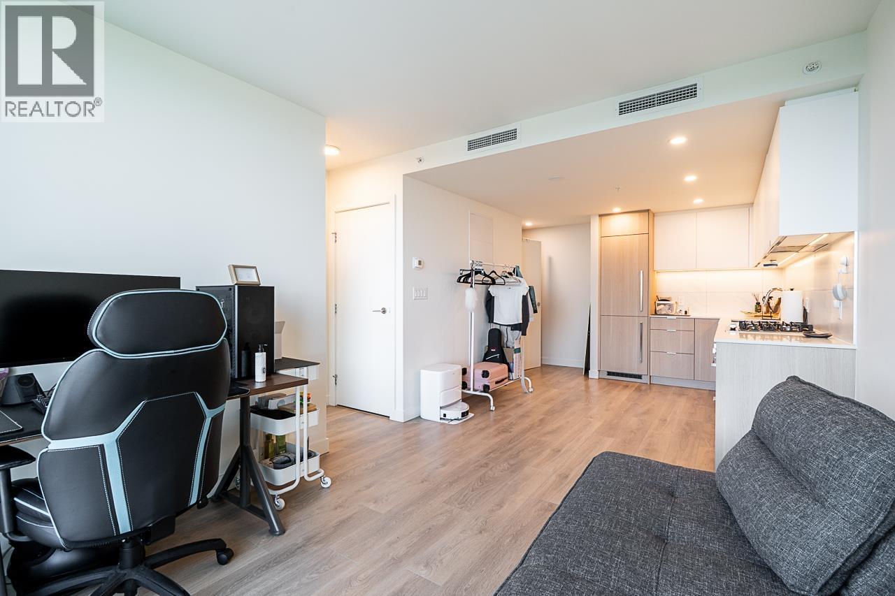 1 Bed, 1 Bath House for Sale in Coquitlam – 2701 308 ALDERSON AVENUE, Coquitlam – MLS# R3141522 - Image 15