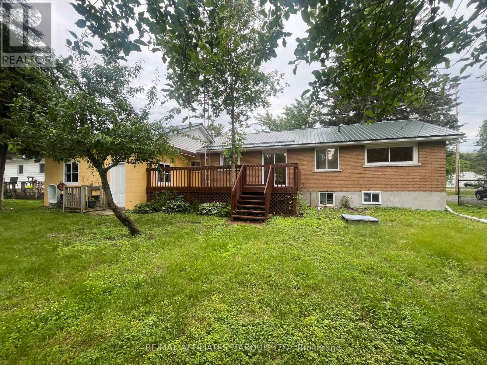 1065 COUNTY RD 15 STREET - 1