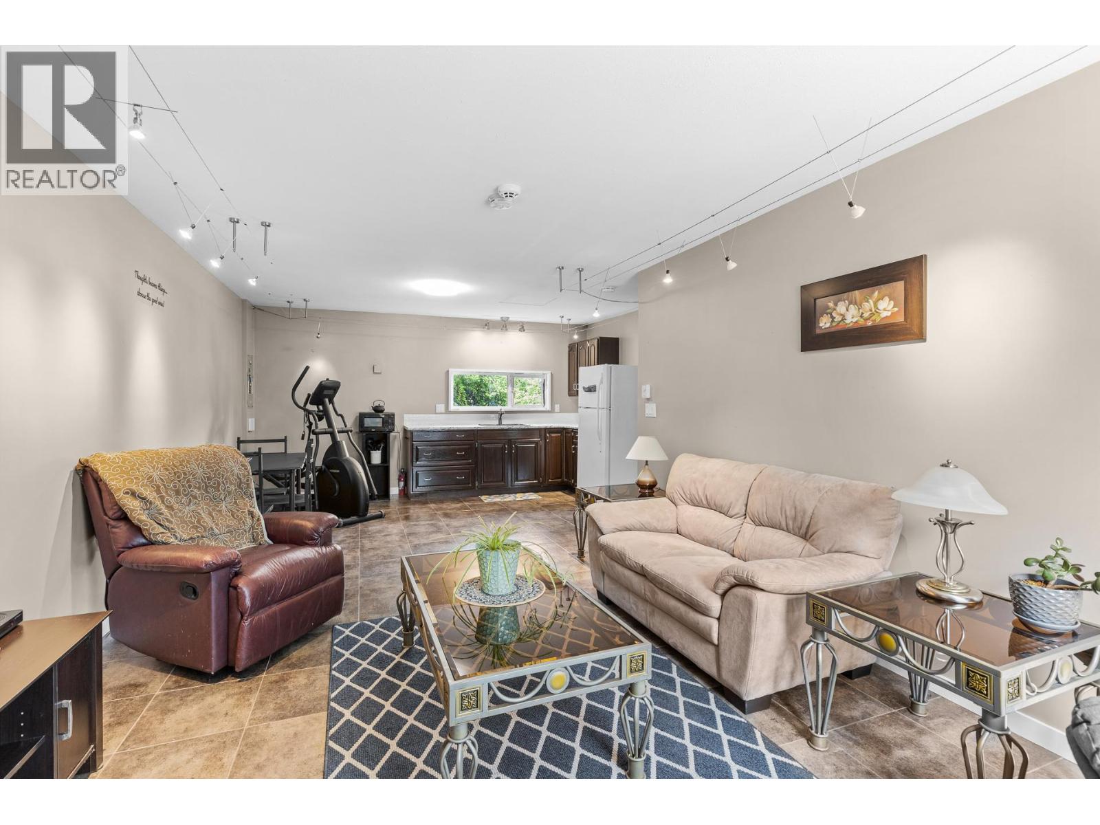 2351 Gallagher Road - 21
