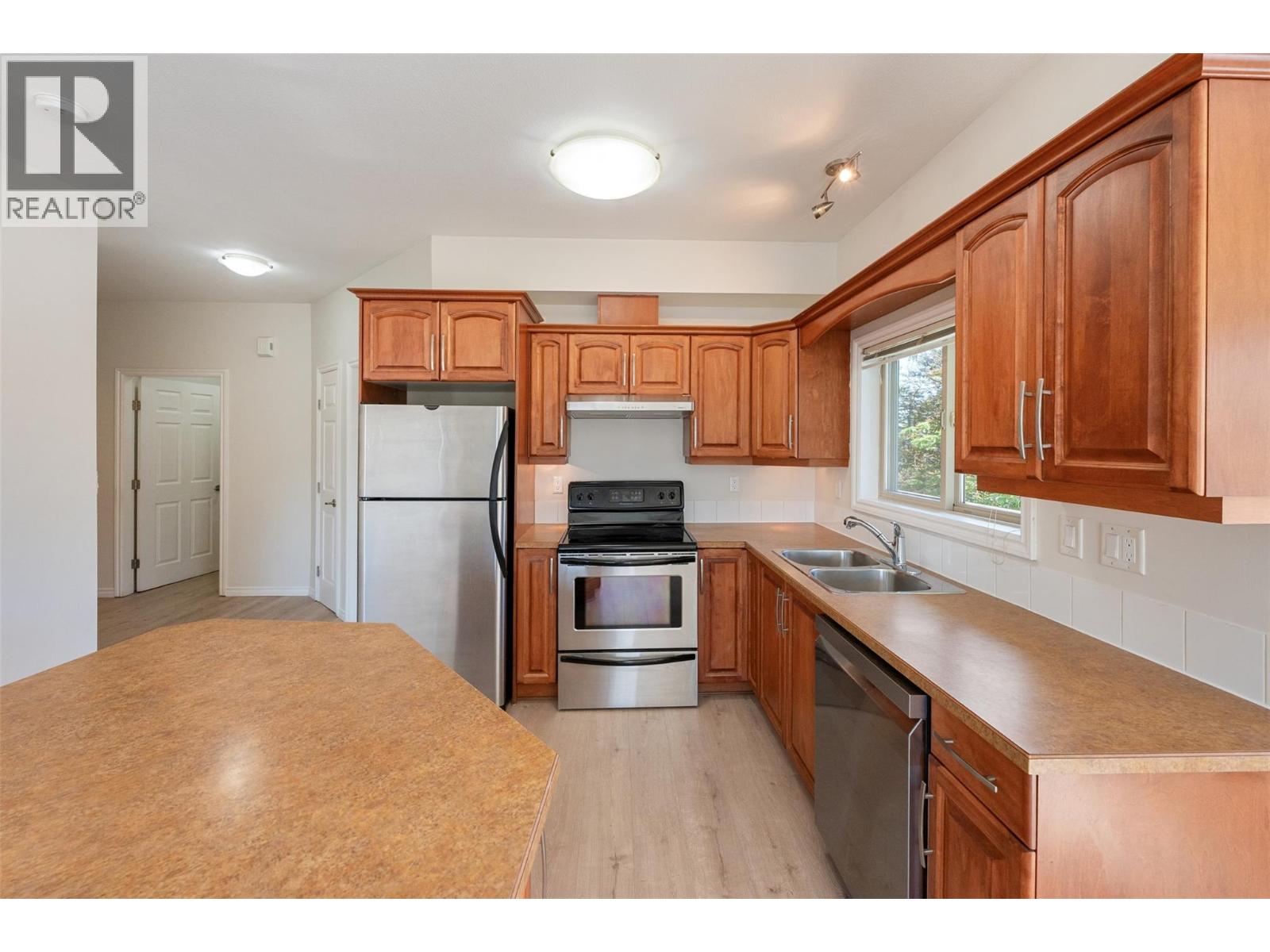 #301 196 Wade Avenue W - 18