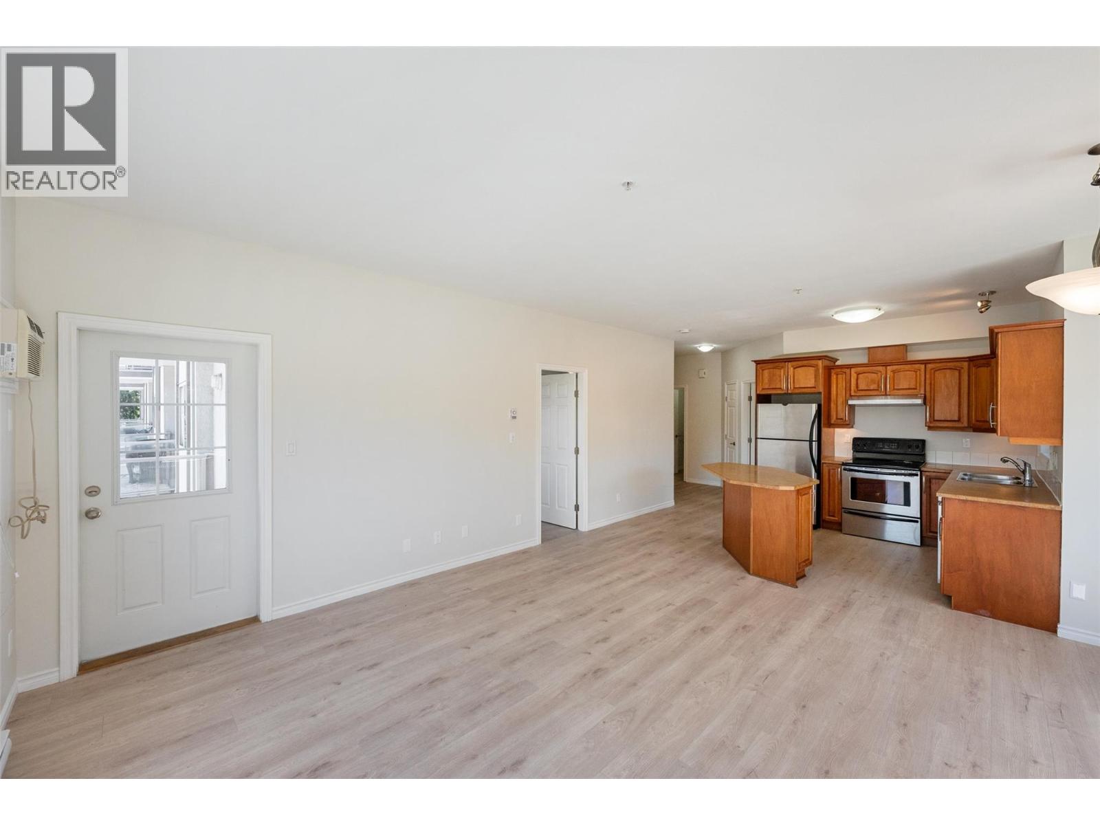 #301 196 Wade Avenue W - 20