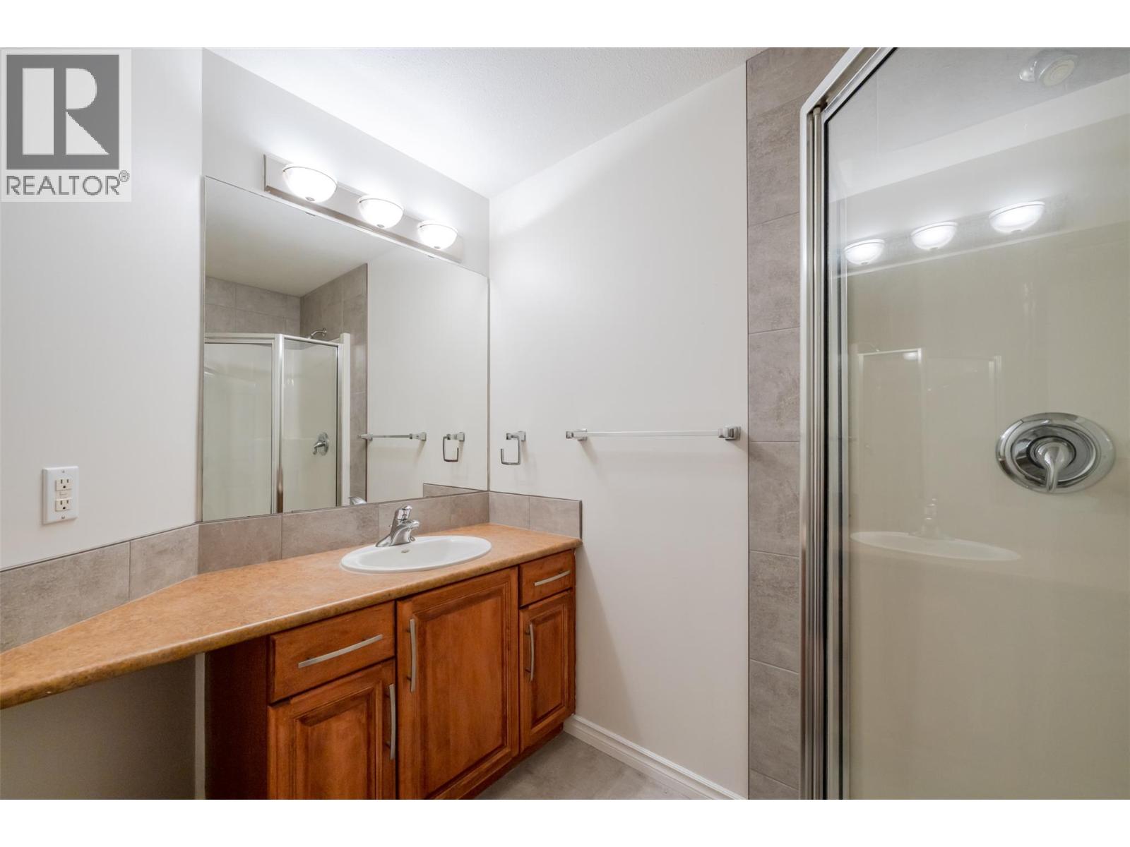 #301 196 Wade Avenue W - 26