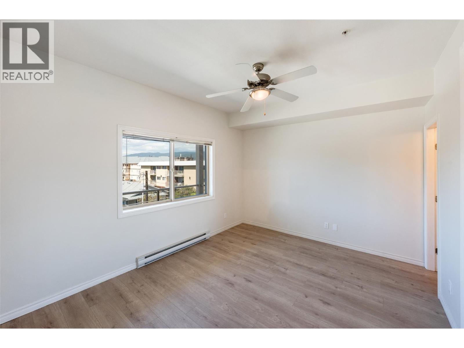 #301 196 Wade Avenue W - 35