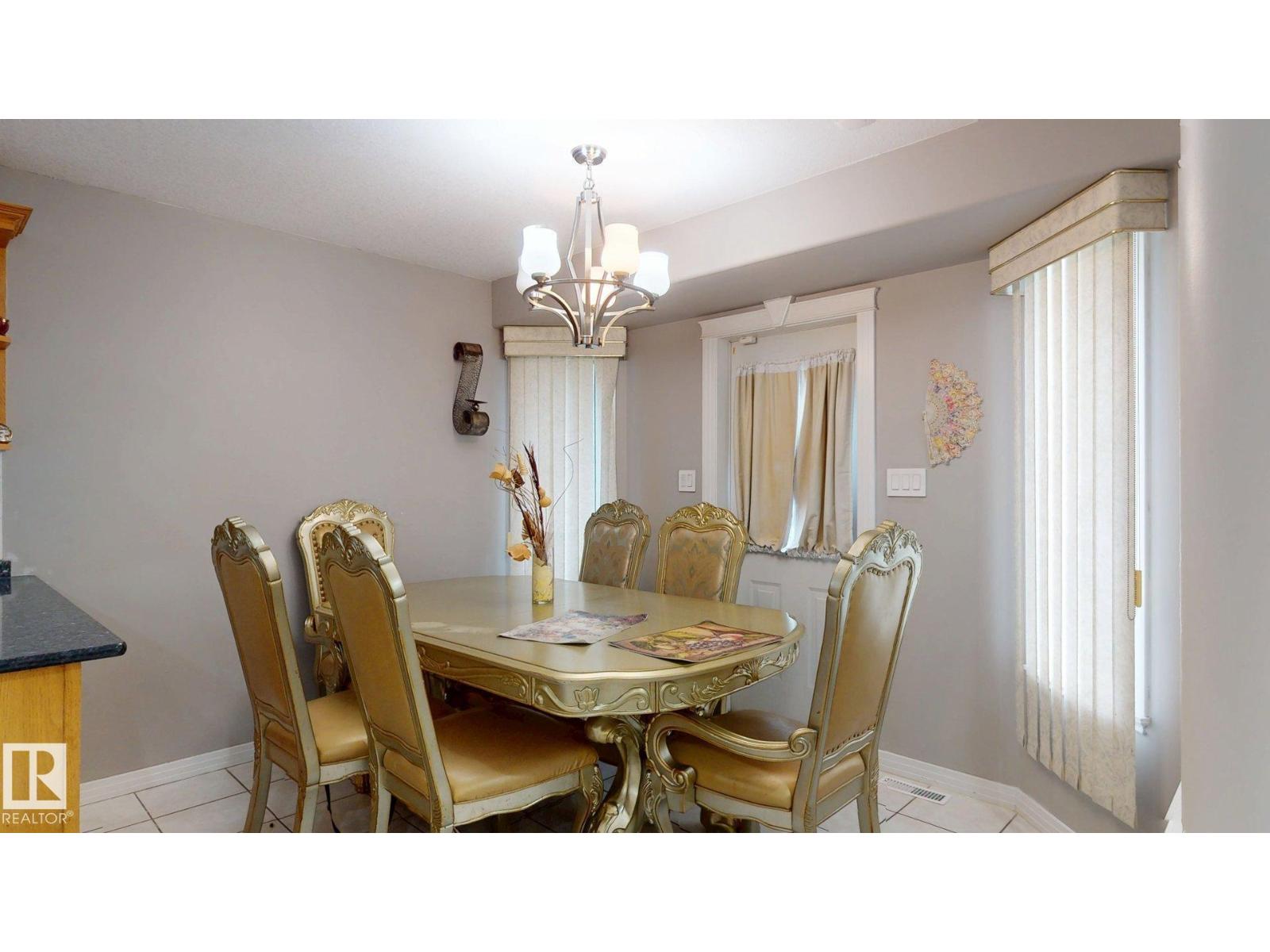3738 28A ST NW - 13
