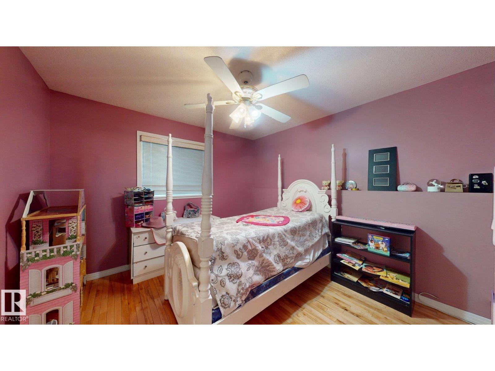 3738 28A ST NW - 19