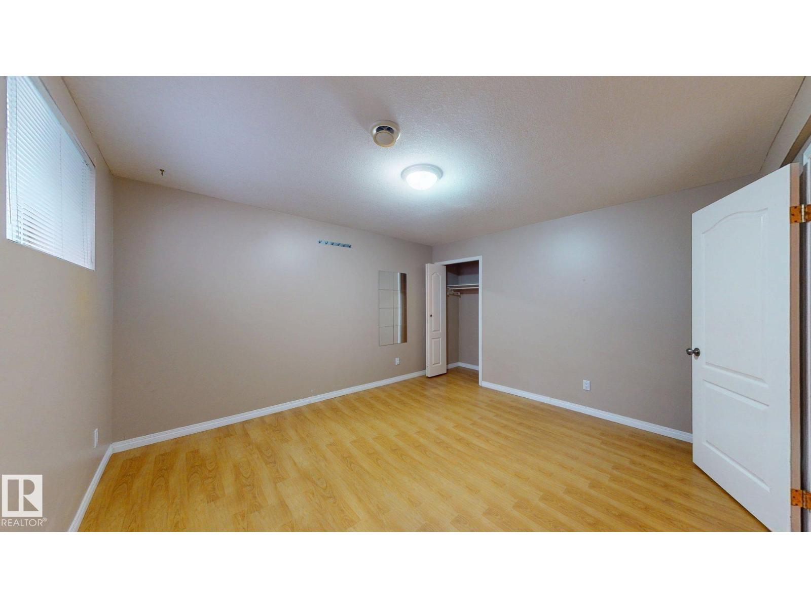 3738 28A ST NW - 25