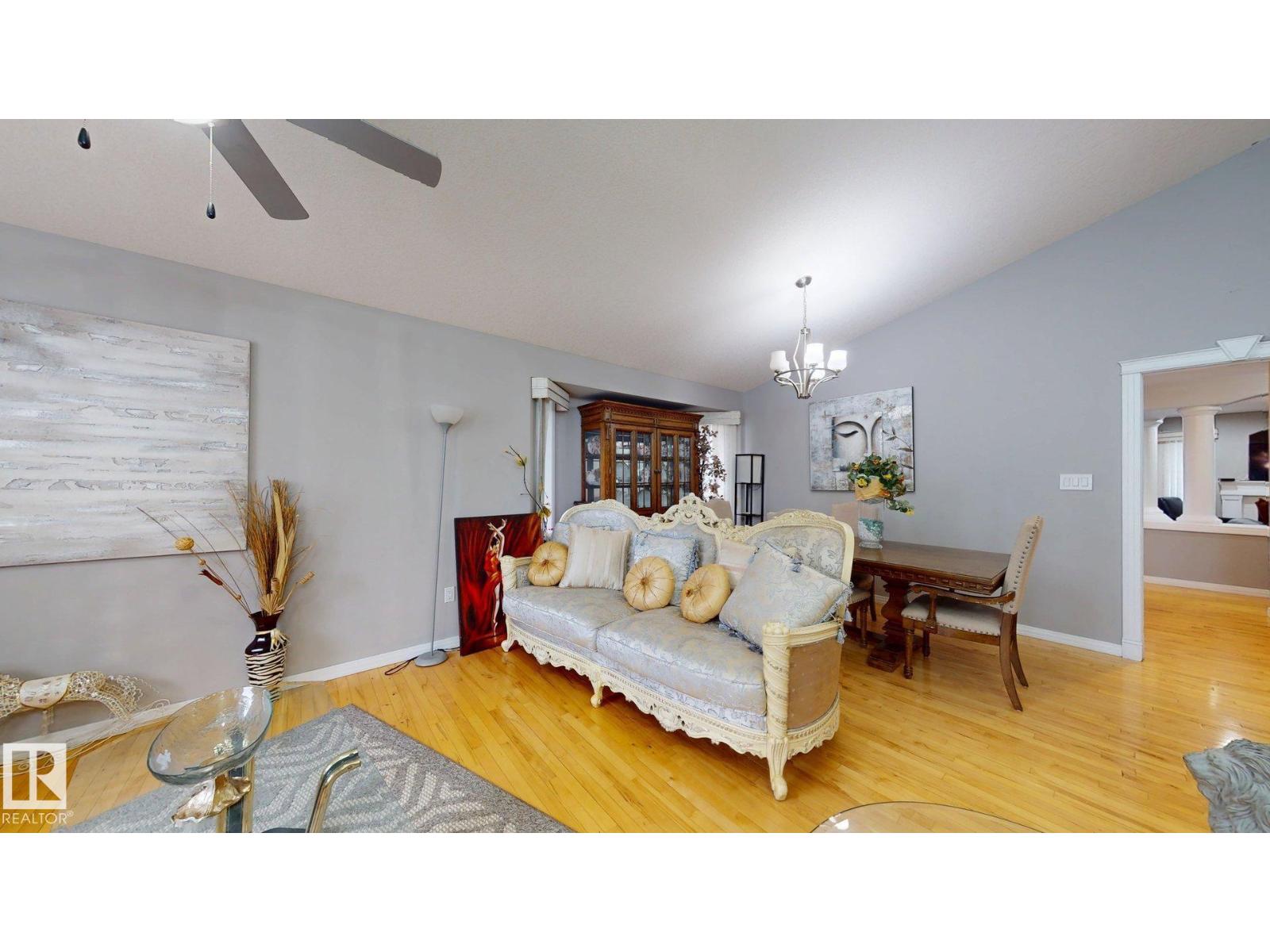 3738 28A ST NW - 8