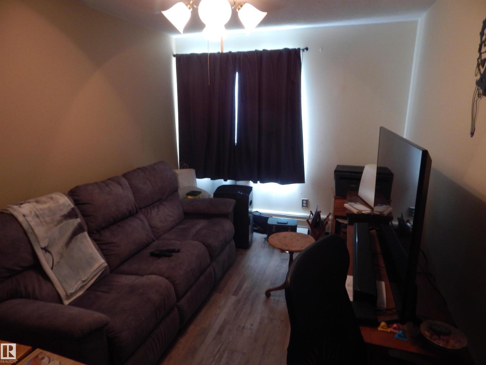#204 4601 131 AV NW — photo 8