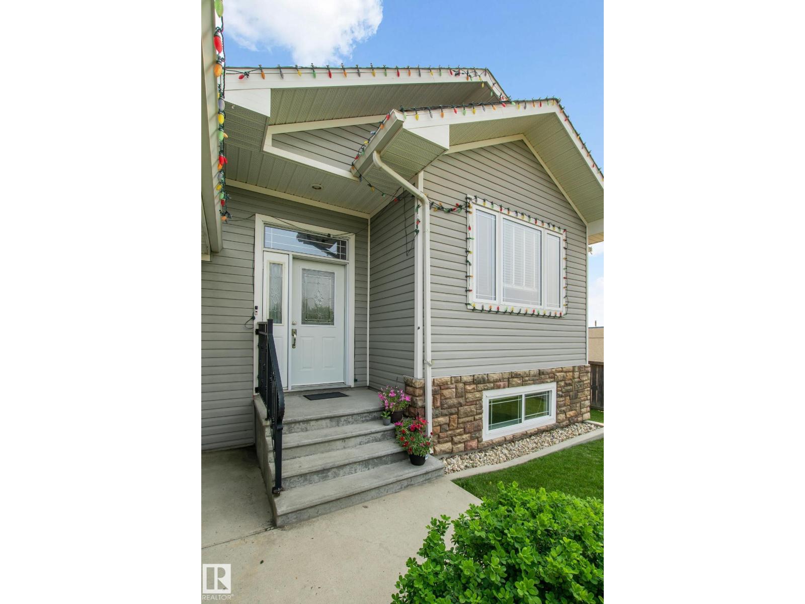 4401 39 ST - photo 3