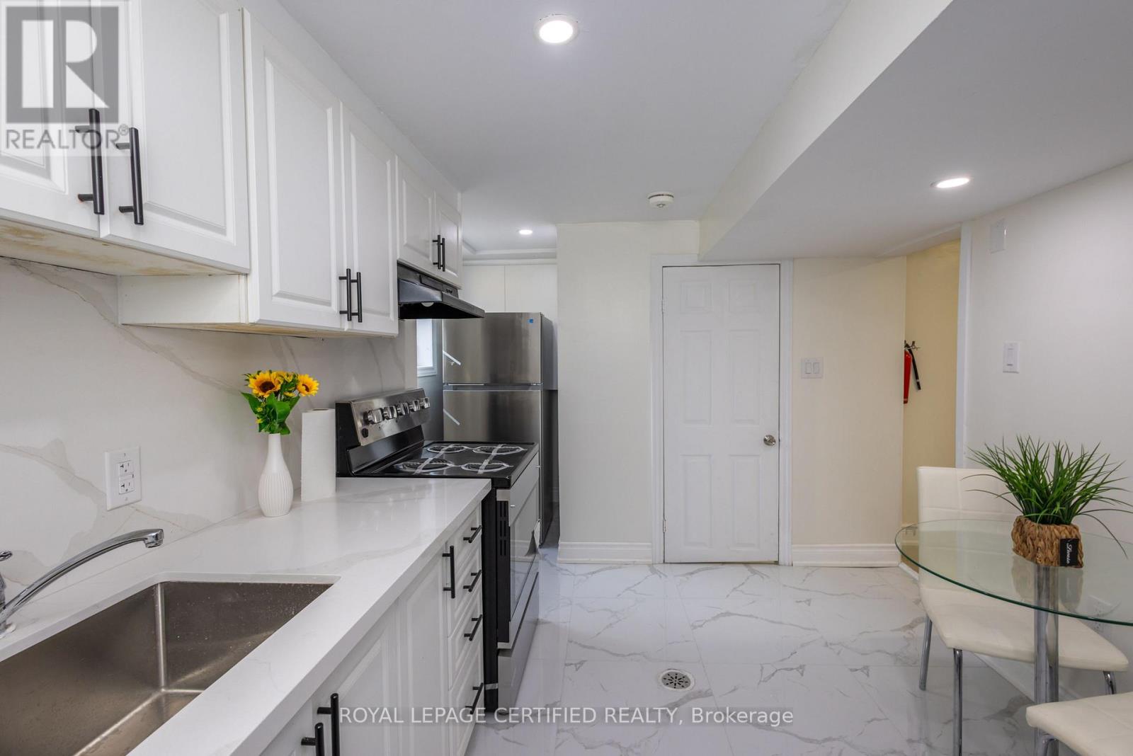 111 LIMERIDGE ROAD W - 40