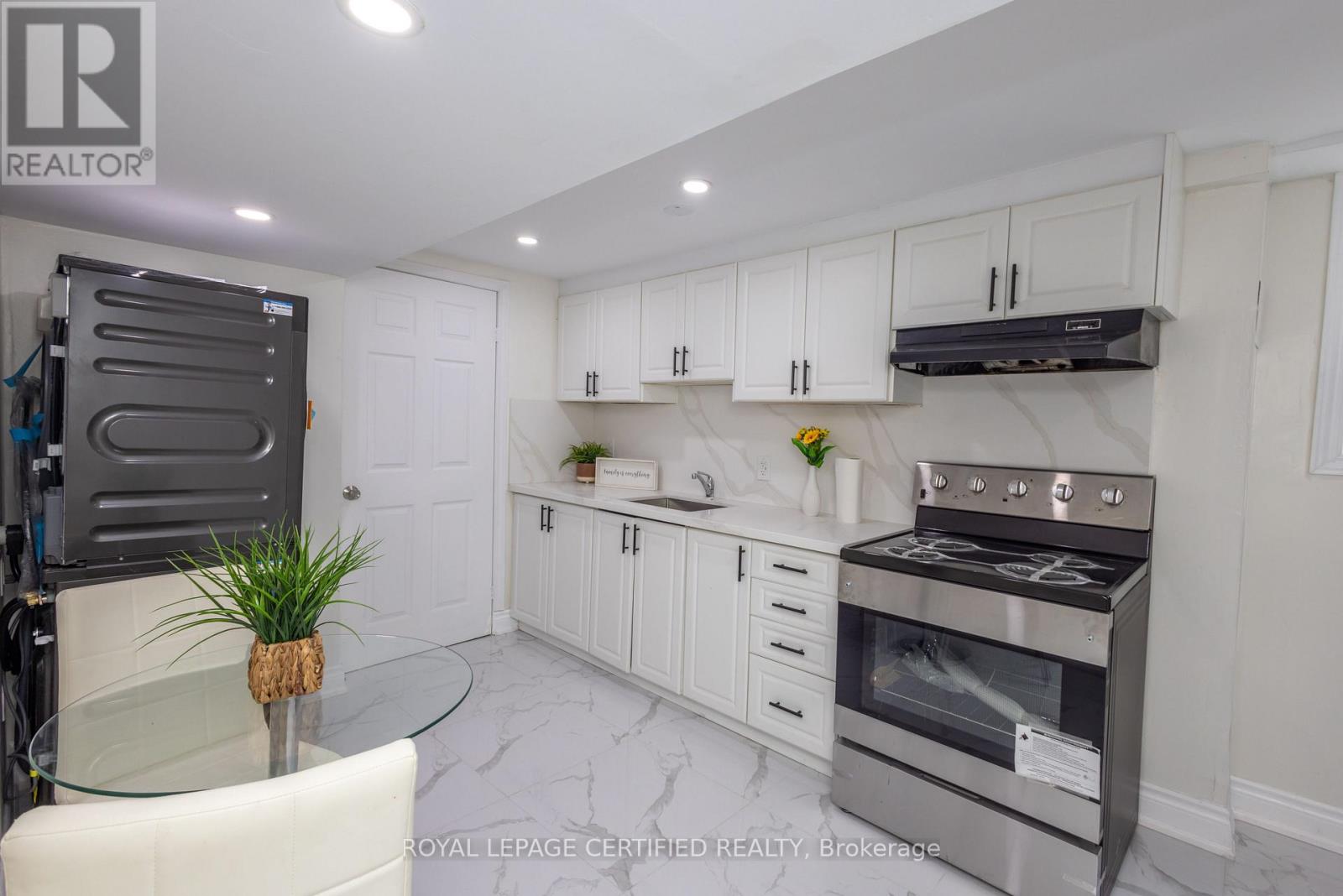 111 LIMERIDGE ROAD W - 38