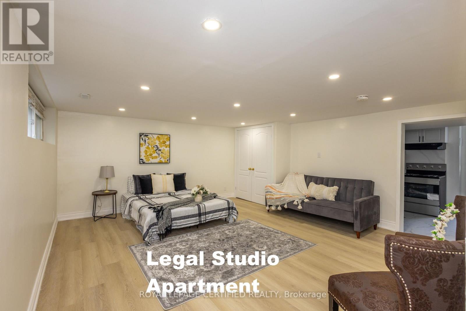 111 LIMERIDGE ROAD W - 35