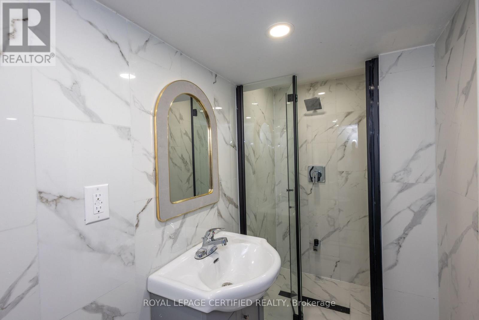 111 LIMERIDGE ROAD W - 42