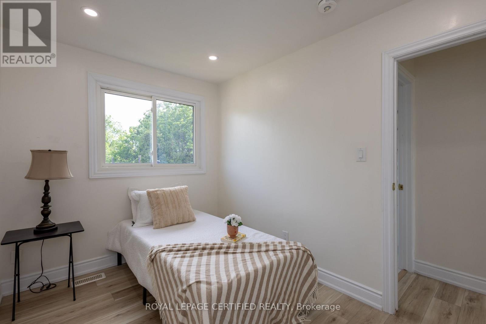 111 LIMERIDGE ROAD W - 28